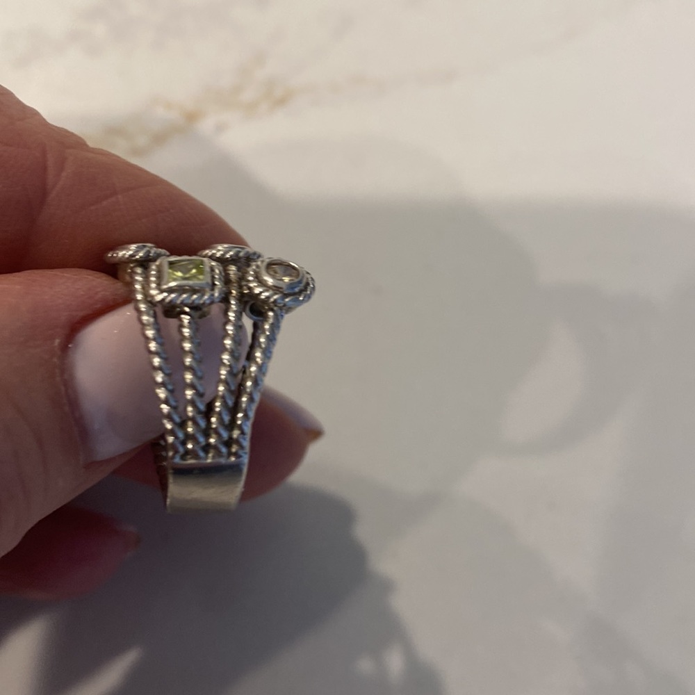 Beautiful Ring - image 6